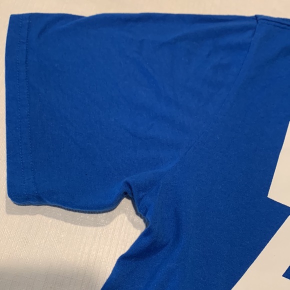 Cobalt Blue T-shirt Like New - Picture 4 of 12